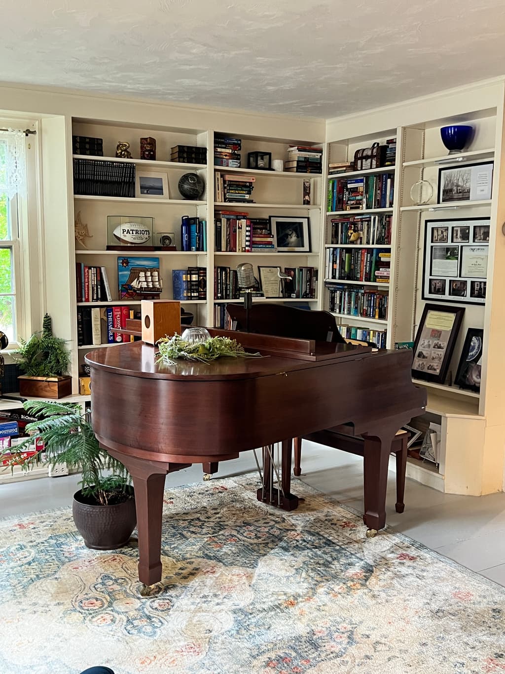 View of the Inn on Main Living room